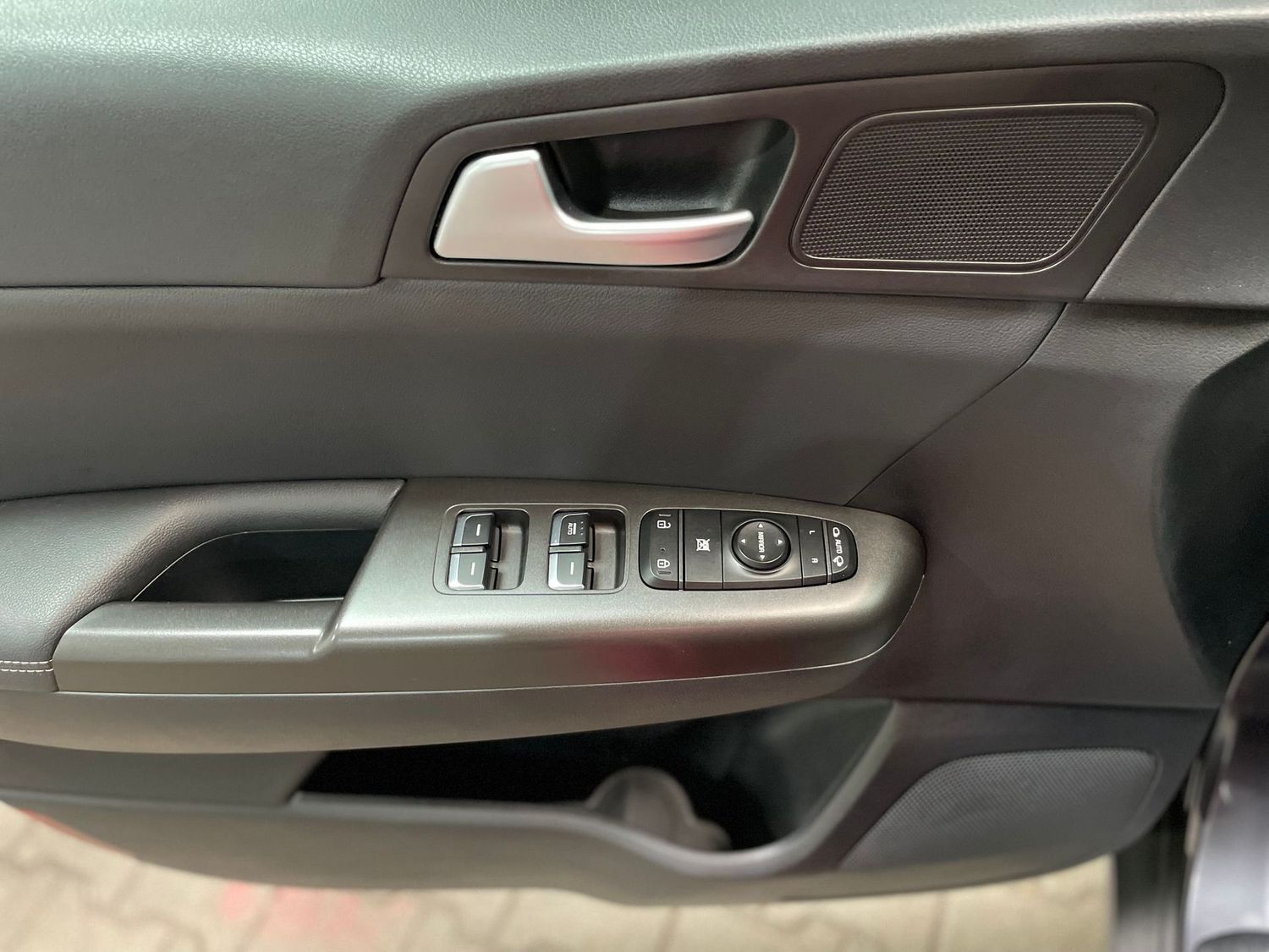 Fahrzeugabbildung Kia Sportage Vision GT-Line 4WD#Bi-Xen#Kamera#Spur#K