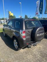 Suzuki Grand Vitara 2,4 3D Comfort - gebrauchte Suzuki Grand Vitara aus dem Jahr 2009
