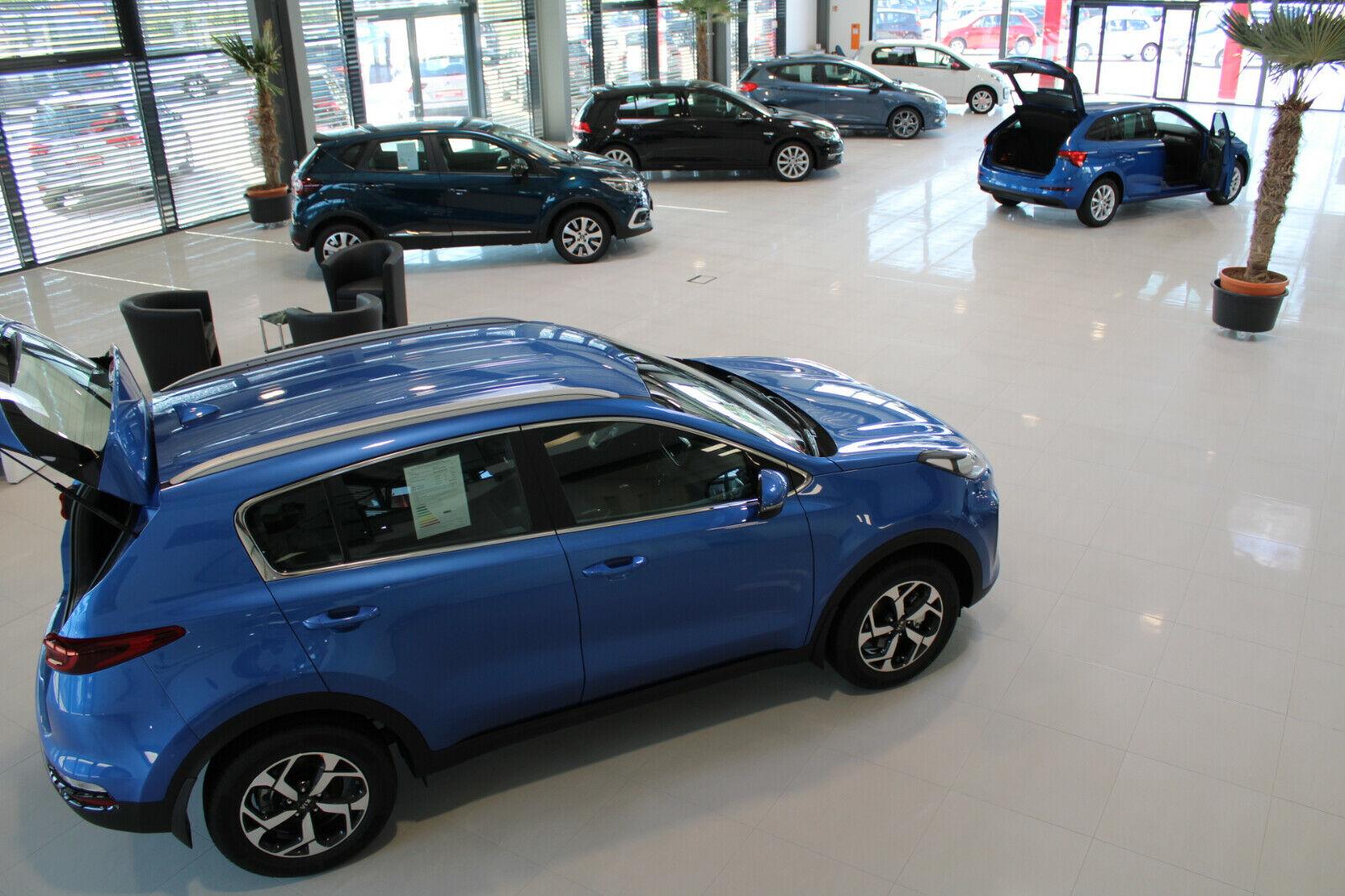 showroom-image-top