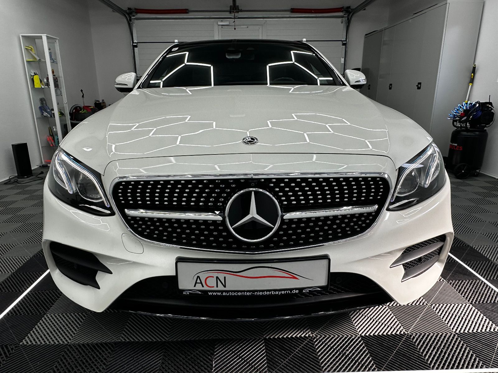 Fahrzeugabbildung Mercedes-Benz E 350d AMG-LINE/WIDESCREEN/360°KAM/PANO/E43 Opt.