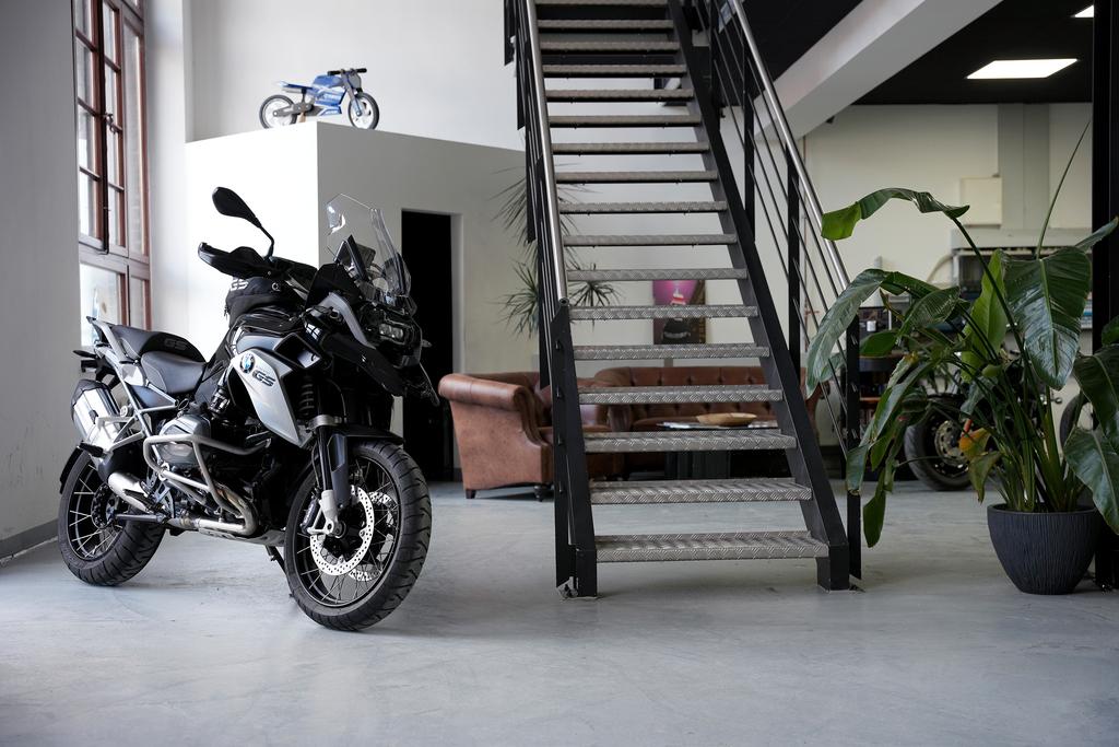 BMW R1200GS LC Triple Black | Koffer | 1 Hand |