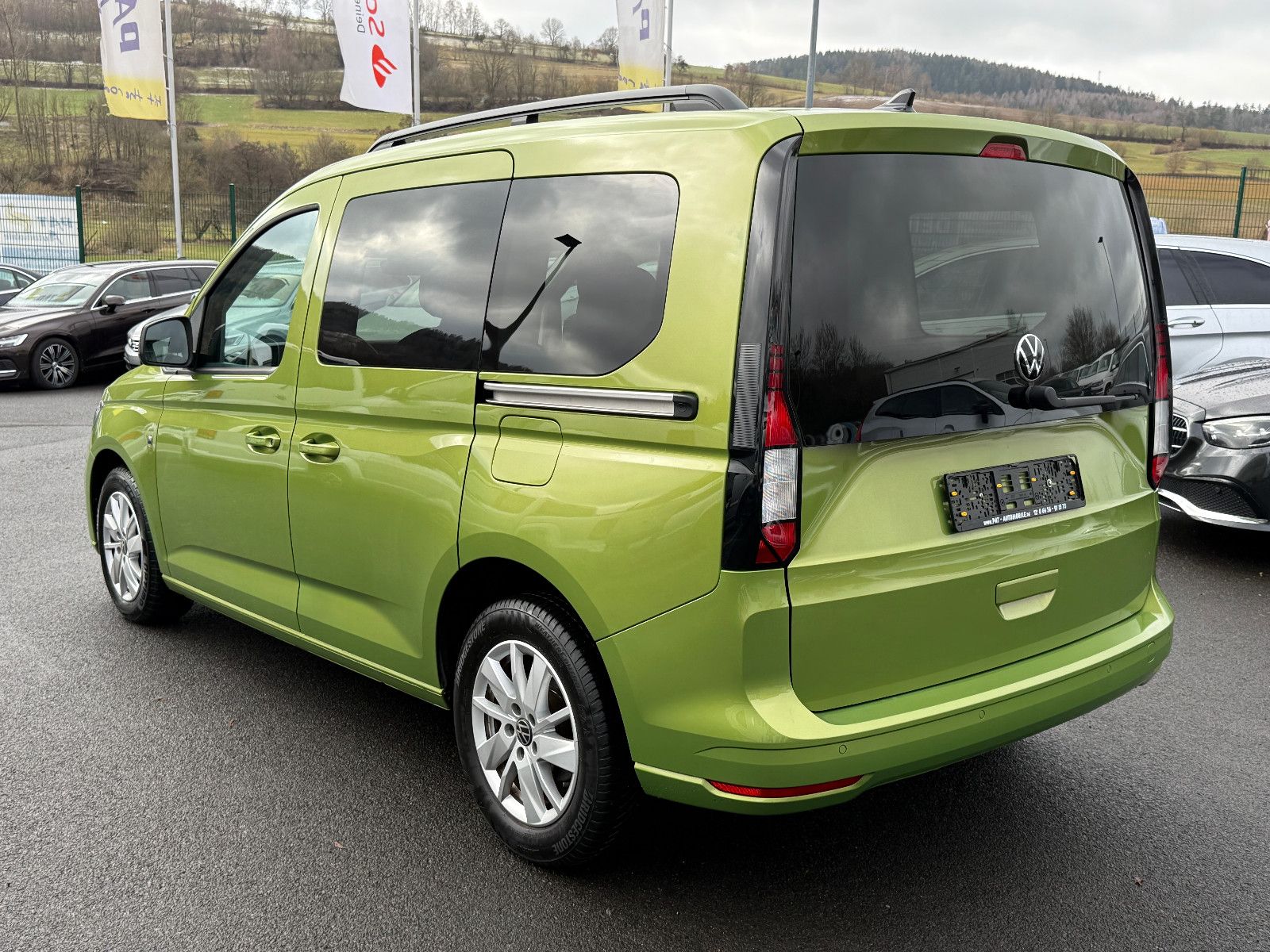 Fahrzeugabbildung Volkswagen Caddy Life 2.0 TDI ACC DAB PDC SHZ Winterpaket