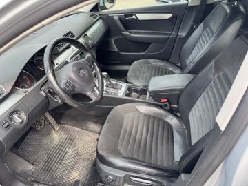 Volkswagen Passat Variant - 8
