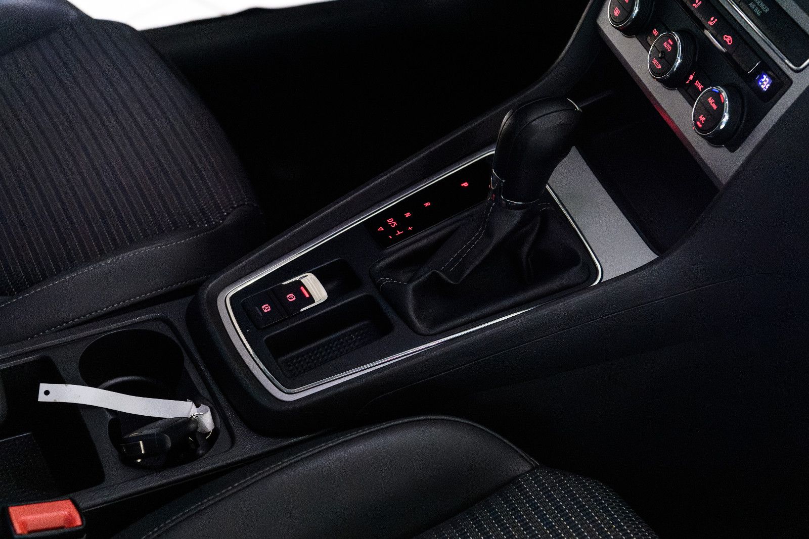 Fahrzeugabbildung SEAT Leon ST Xcellence DSG+Navi+AHK+LED