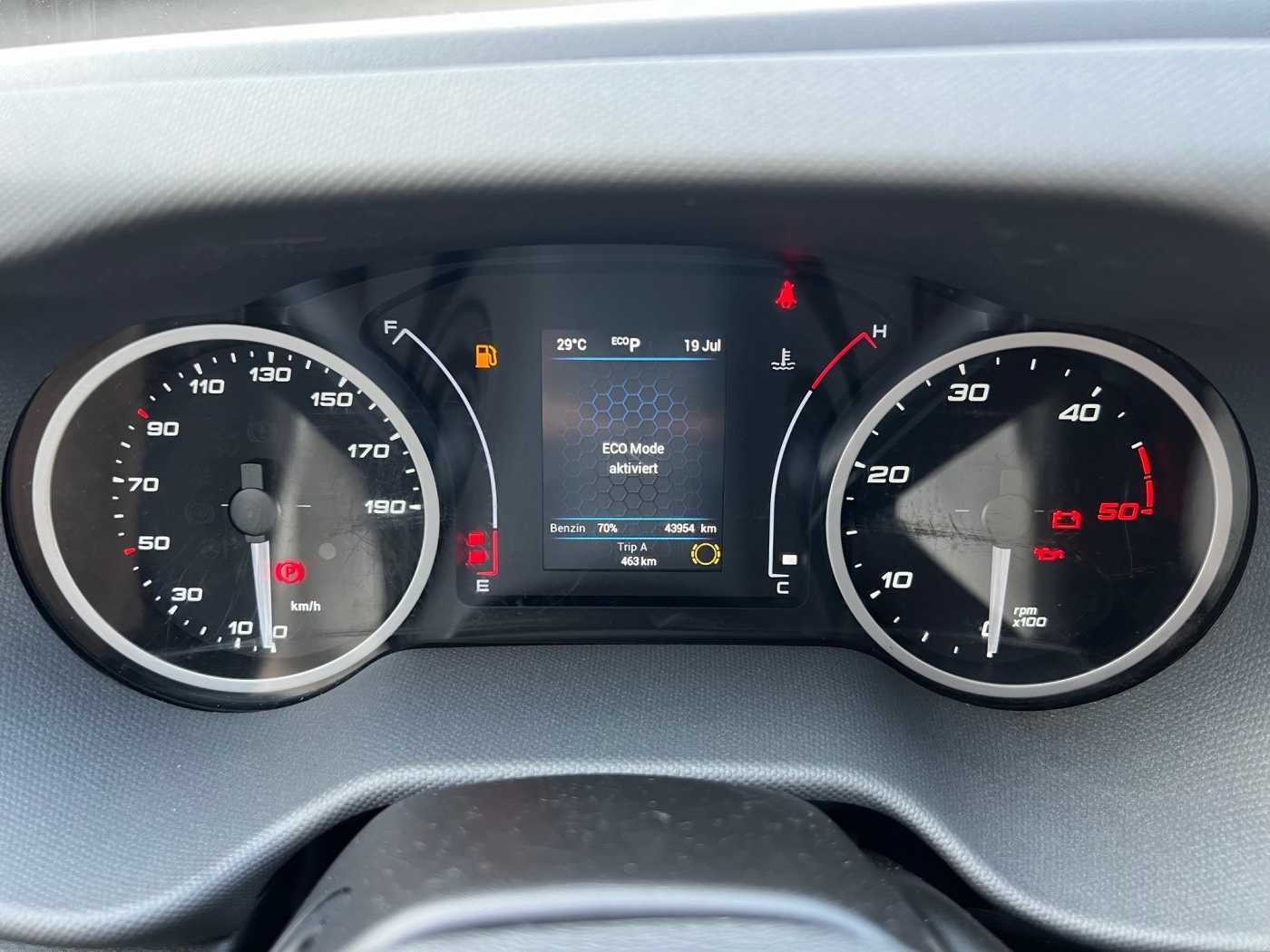 Fahrzeugabbildung Iveco 35S14 A8 CNG Koffer *3-Sitze*Klima*Automatik*
