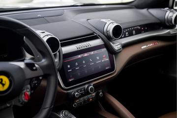 صورة مصغرة 30 لـ 2017 Ferrari GTC4LUSSO