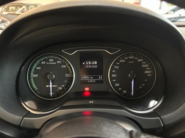 MYAUTOCENTER – Gebraucht- und Jahreswagen mit Werkstattservice in Pfaffenhofen Audi A3 Sportback *NAV*TEMPO*SitzHZ*2-ZONEN*PDC*