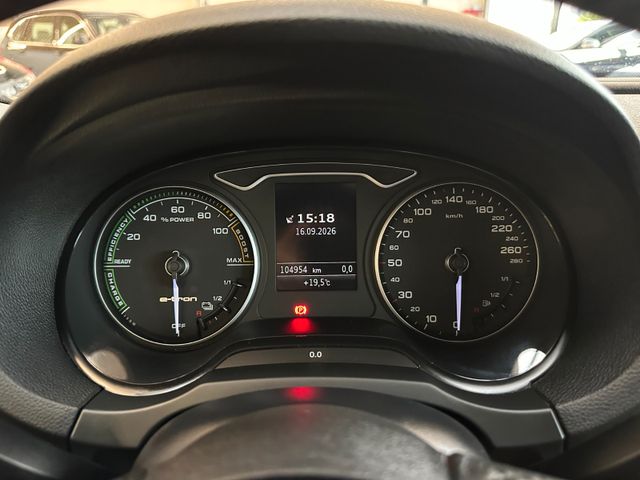 MYAUTOCENTER – Gebraucht- und Jahreswagen mit Werkstattservice in Pfaffenhofen Audi A3 Sportback *NAV*TEMPO*SitzHZ*2-ZONEN*PDC*