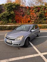 Opel Astra 1.4 Enjoy Enjoy - Opel Astra aus 2004: Enjoy