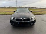 BMW 520e Touring *TOP Ausstattung* - BMW 520 mit Hybrid-Antrieb