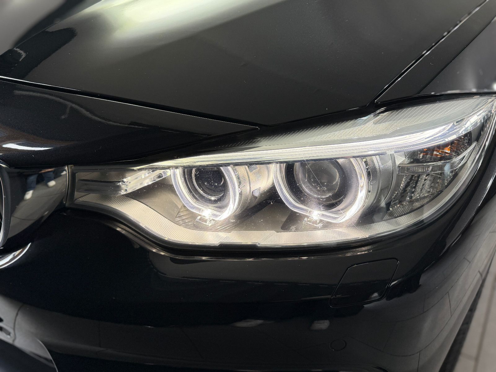 Fahrzeugabbildung BMW BMW 428i xDrive Gran Coupe M Sport|H&K|PANO|1.Hd