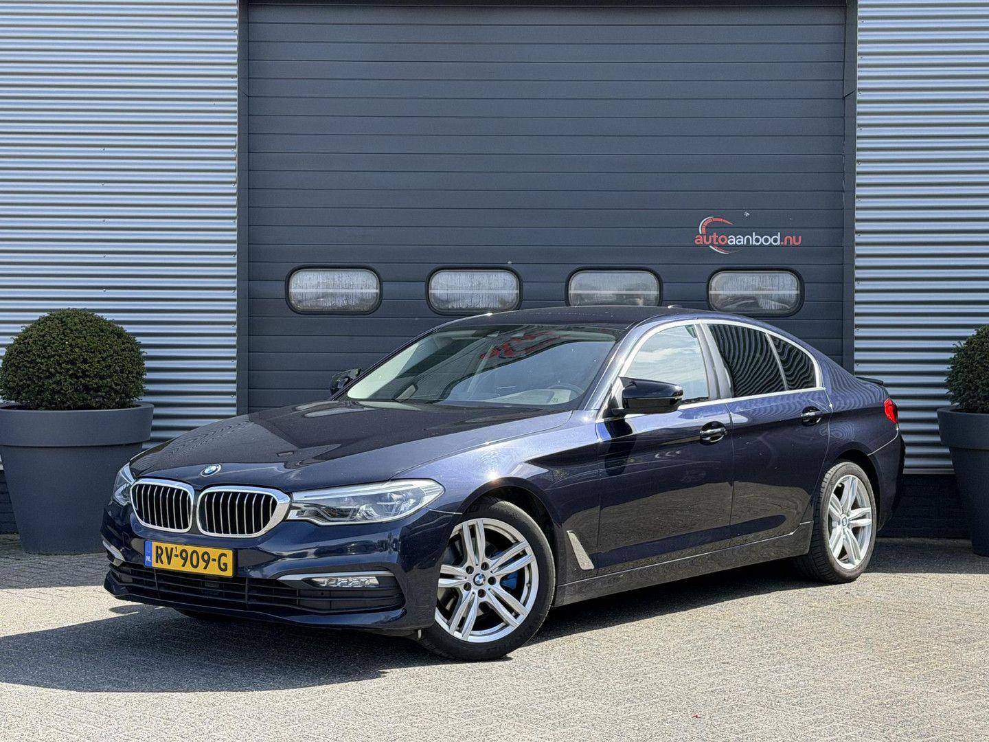 BMW 520 5-serie 520i High Executive | navi | Lederen