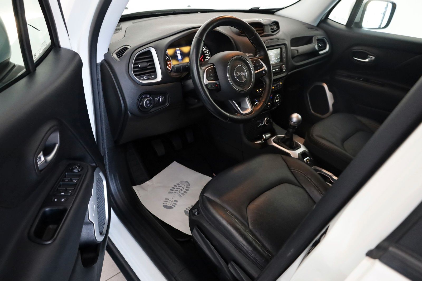 Fahrzeugabbildung Jeep Renegade Limited FWD,Leder,Carplay,DAB