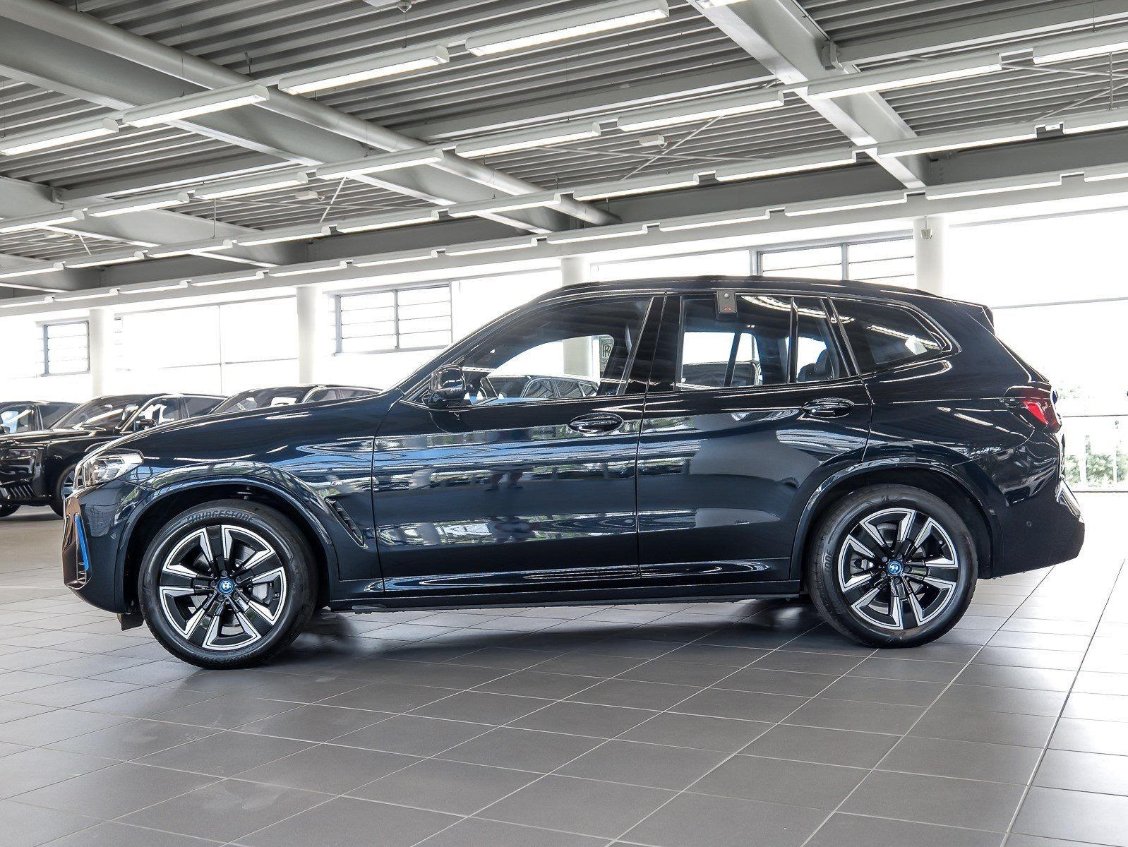 BMW iX3 M SPORT PANO ACC RFK NAVI Standh. LED DAB foto 10