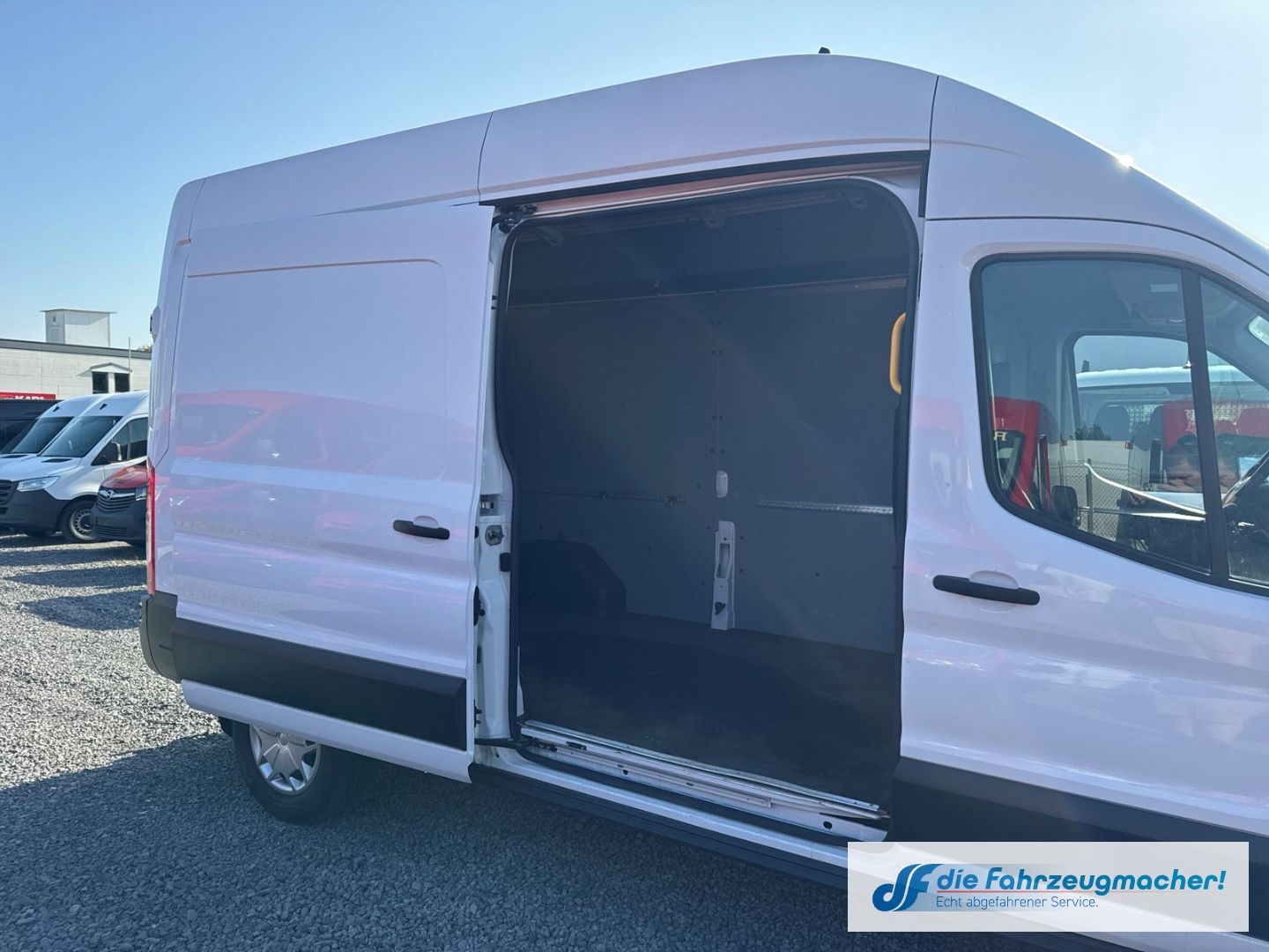 Fahrzeugabbildung Ford Transit Kasten 350 L3 Trend Apple CarPlay Androi