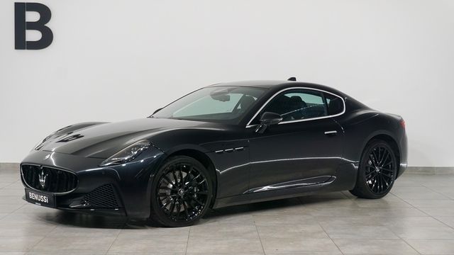 Maserati Granturismo Modena AWD EXPORT 149.900 € NETTO