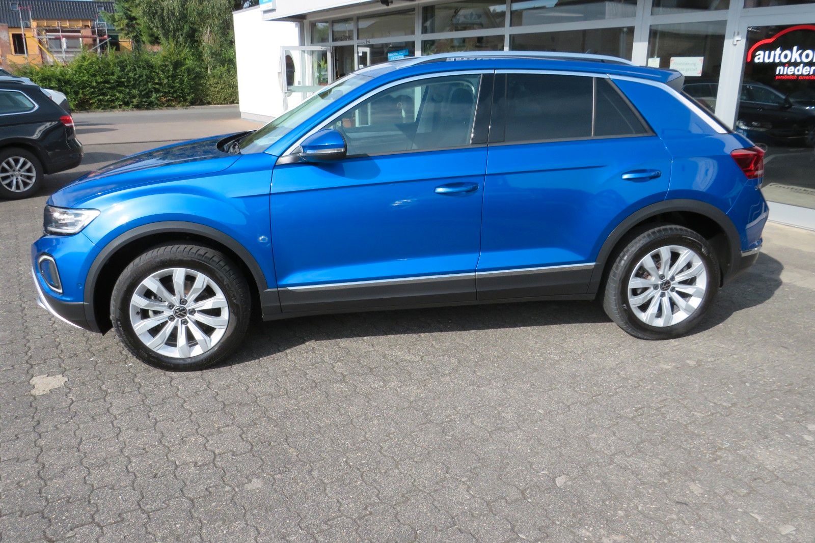 Fahrzeugabbildung Volkswagen T-Roc Style KAMERA ACC NAVI APP SITZH DIGI-COPI