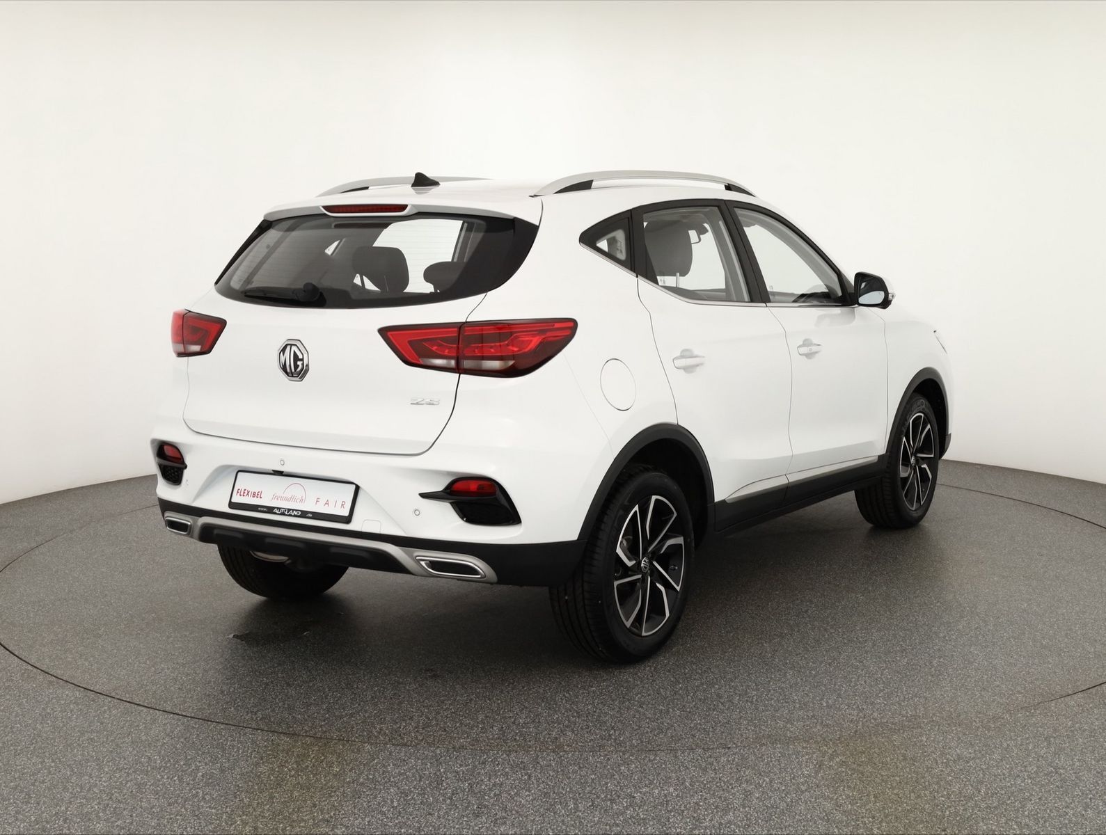 MG ZS