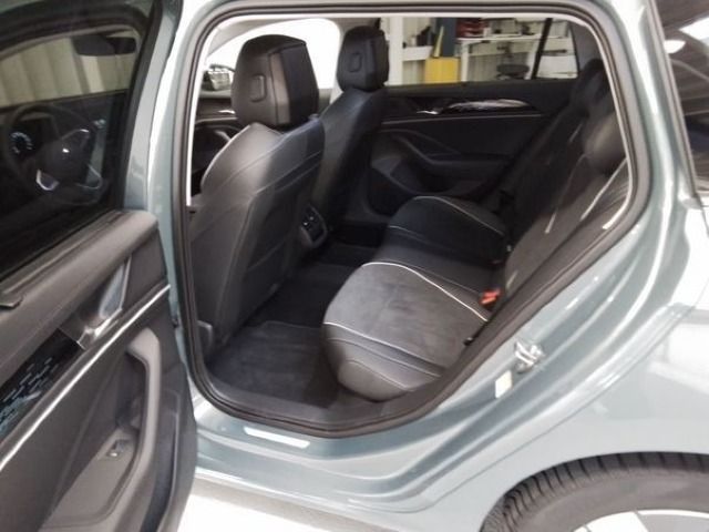Volkswagen Passat - Bild 6