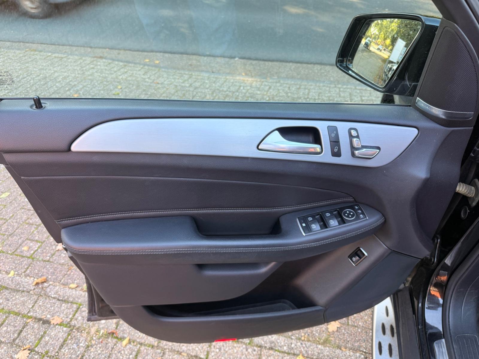 Mercedes-Benz GLE 350 d 4Matic*Navi*AHK 3500 KG*Leder*LED