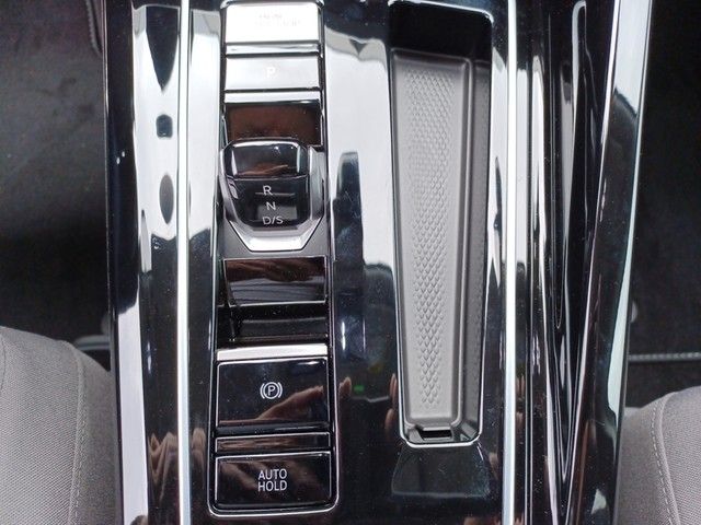 Fahrzeugabbildung Volkswagen Golf VIII Variant TDI Alltrack 4M DSG Navi Matri