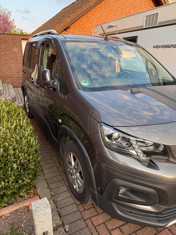Image of Peugeot Rifter
