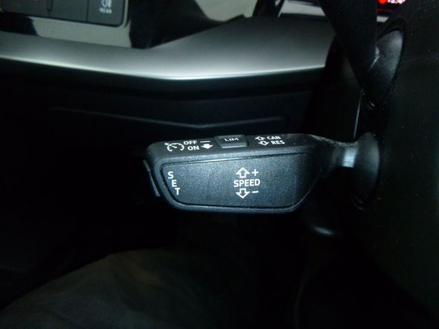 Fahrzeugabbildung Audi A3 Limo 30 TDI >AUT/NAVI/Sitzheiz/PDC<