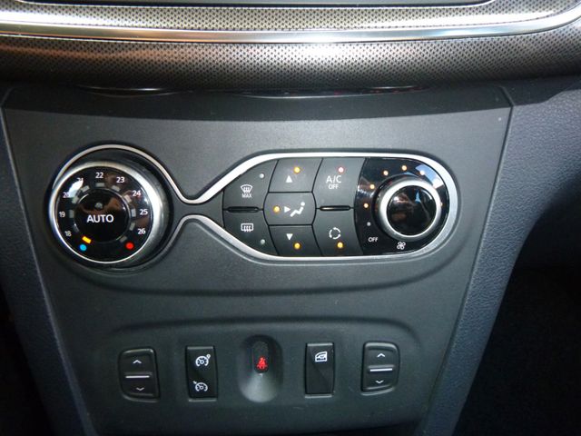 Fahrzeugabbildung Dacia Sandero II Stepway >Navi/Sitzheiz/PDC/TEMP<