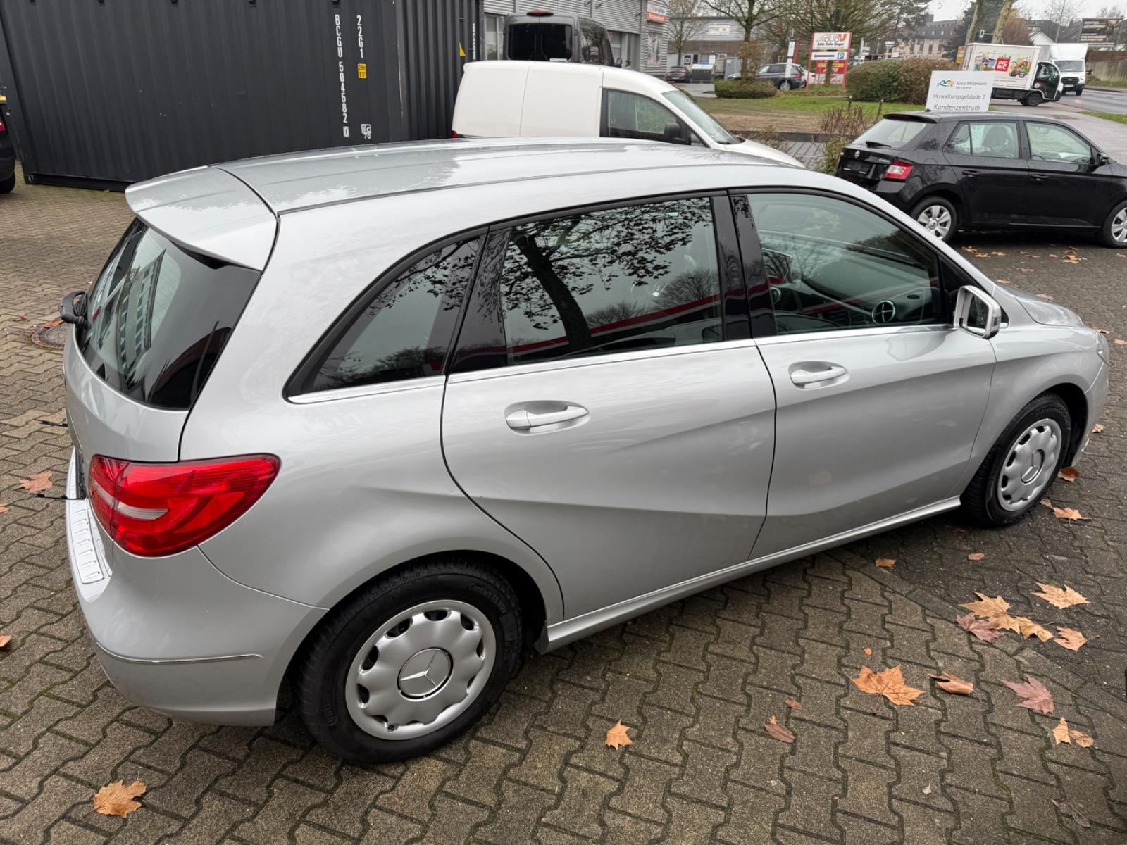 Mercedes-Benz B 180 B B 180