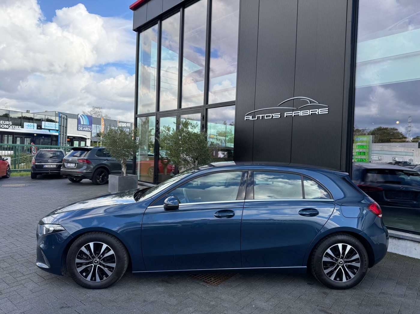 Mercedes-Benz A 180 d Sport Pack Gps Camera Sport seats 1 owne imagem 3
