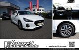 Hyundai i30 1.4 T-GDI DCT Passion Plus / Scheckheft-gepf - Hyundai i30 mit Benzin-Antrieb: Weiß, Limousine, 1.4