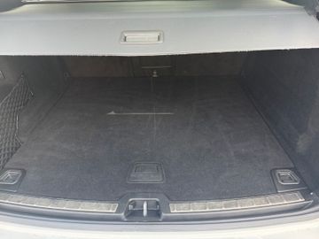 Volvo XC 60 R Design AWD 180+