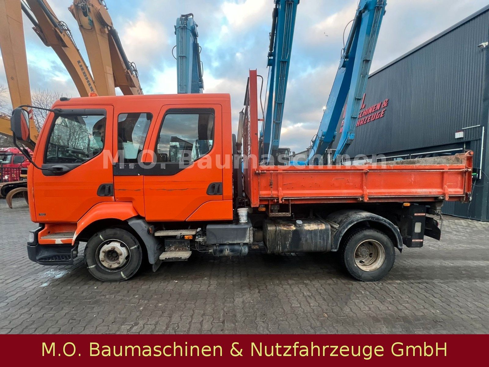 Fahrzeugabbildung Renault Midlum 180-12 / Doka / 3-seiten Kipper /