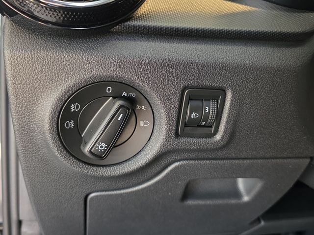 Fabia Ambition 1.0 TSI DSG*AHK*SMARTLINK*