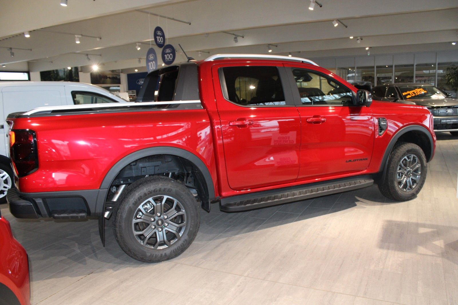 Fahrzeugabbildung Ford Ranger Wildtrak Automatik AHK LED STANDHEIZUNG