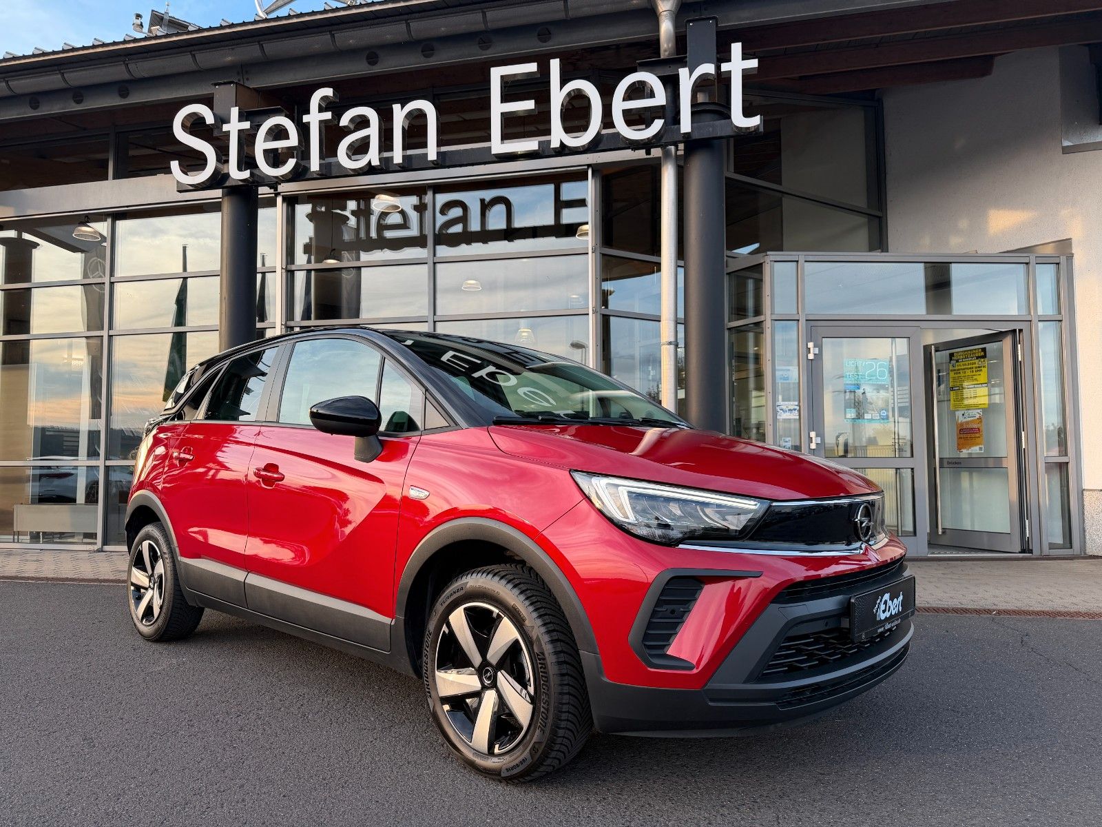 Fahrzeugabbildung Opel Crossland (X) 1,2 Turbo Edition S/S+PDC+NAVI