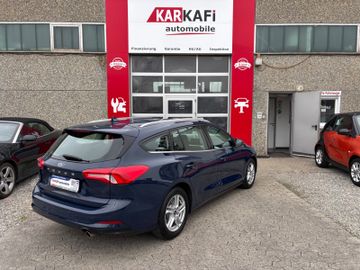 Ford Focus - 4