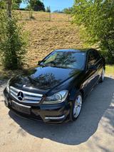 Mercedes-Benz C 200 BlueEFFICIENCY - CGI AMG Sport-Paket