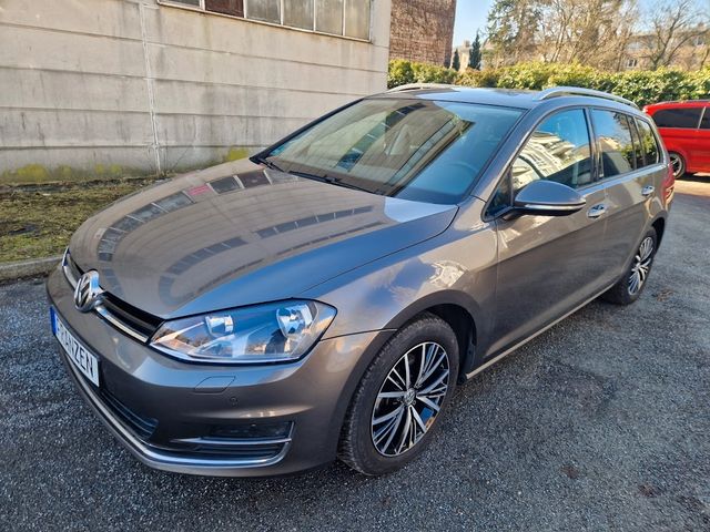 VW Golf VII Variant Allstar BMT DSG 43Tkm.