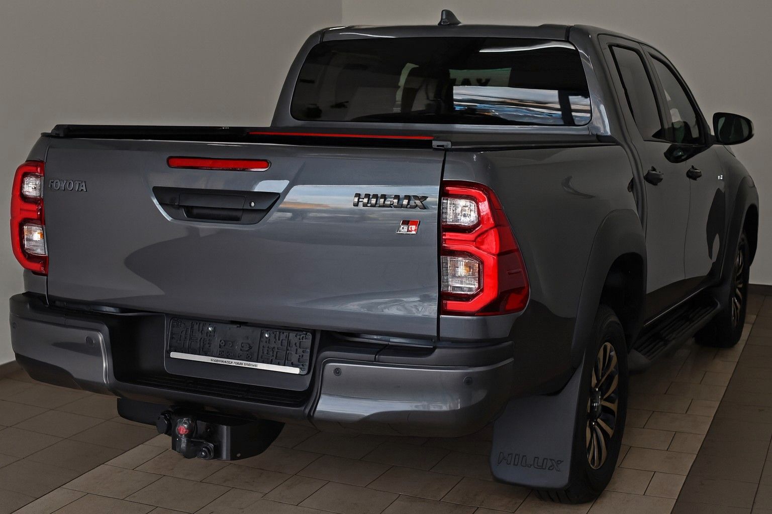 Fahrzeugabbildung Toyota Hilux 2.8 D-4D GR Sport,Alcant,.ACC,Rollo el,AHK