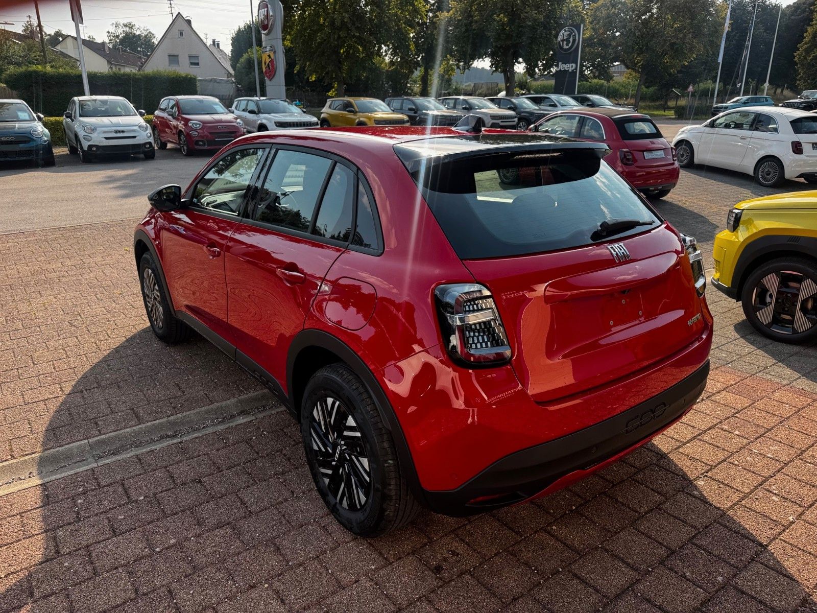Fahrzeugabbildung Fiat 600 Automatik Special Edition 1.2 NAVI KAMERA