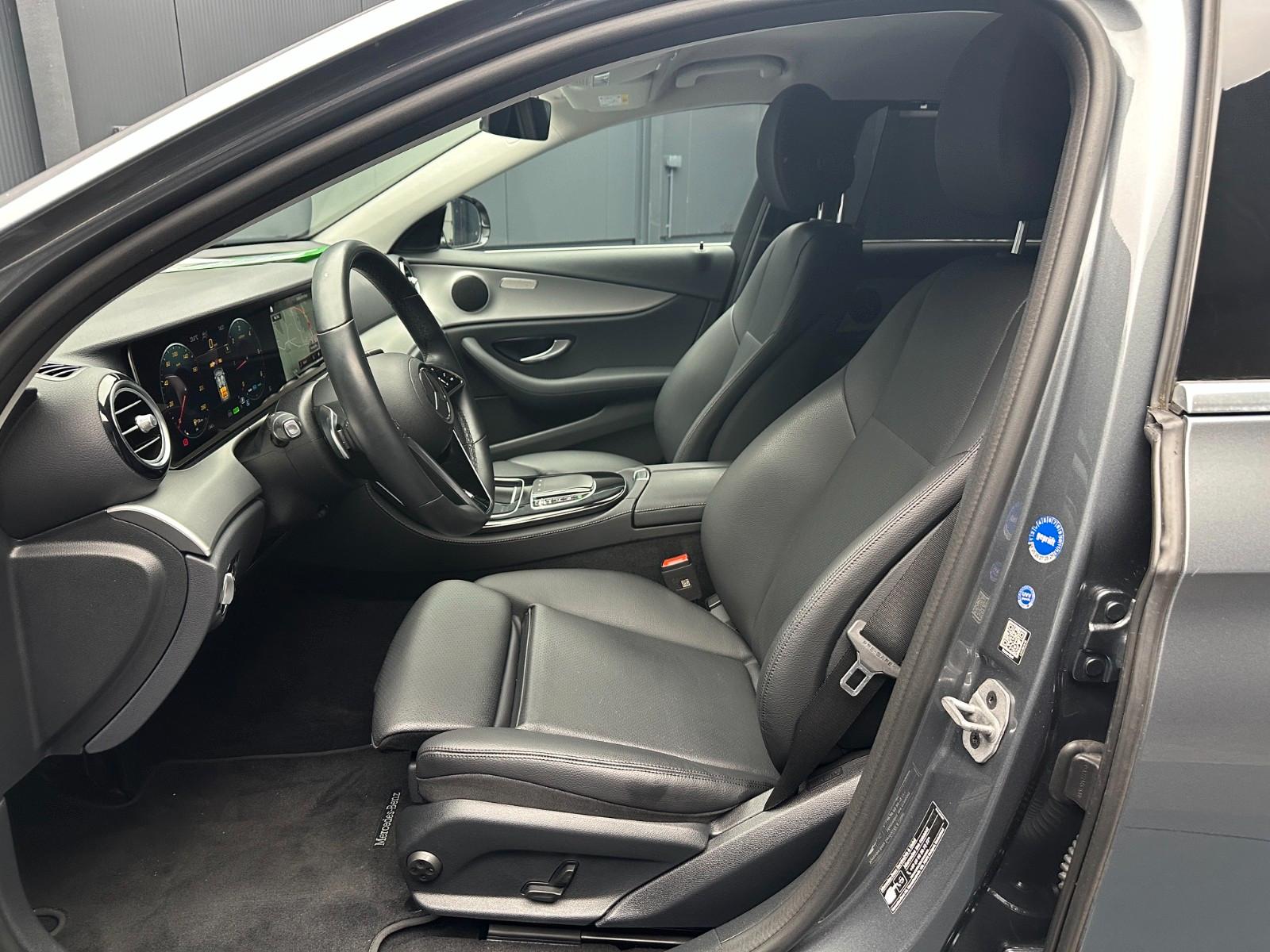 Mercedes-Benz E 220 d T 4Matic Avantgarde *LEDER*HuD*360*NAVI*