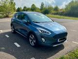 Ford Fiesta 1,0 EcoBoost 92kW Active in chroma-blau
