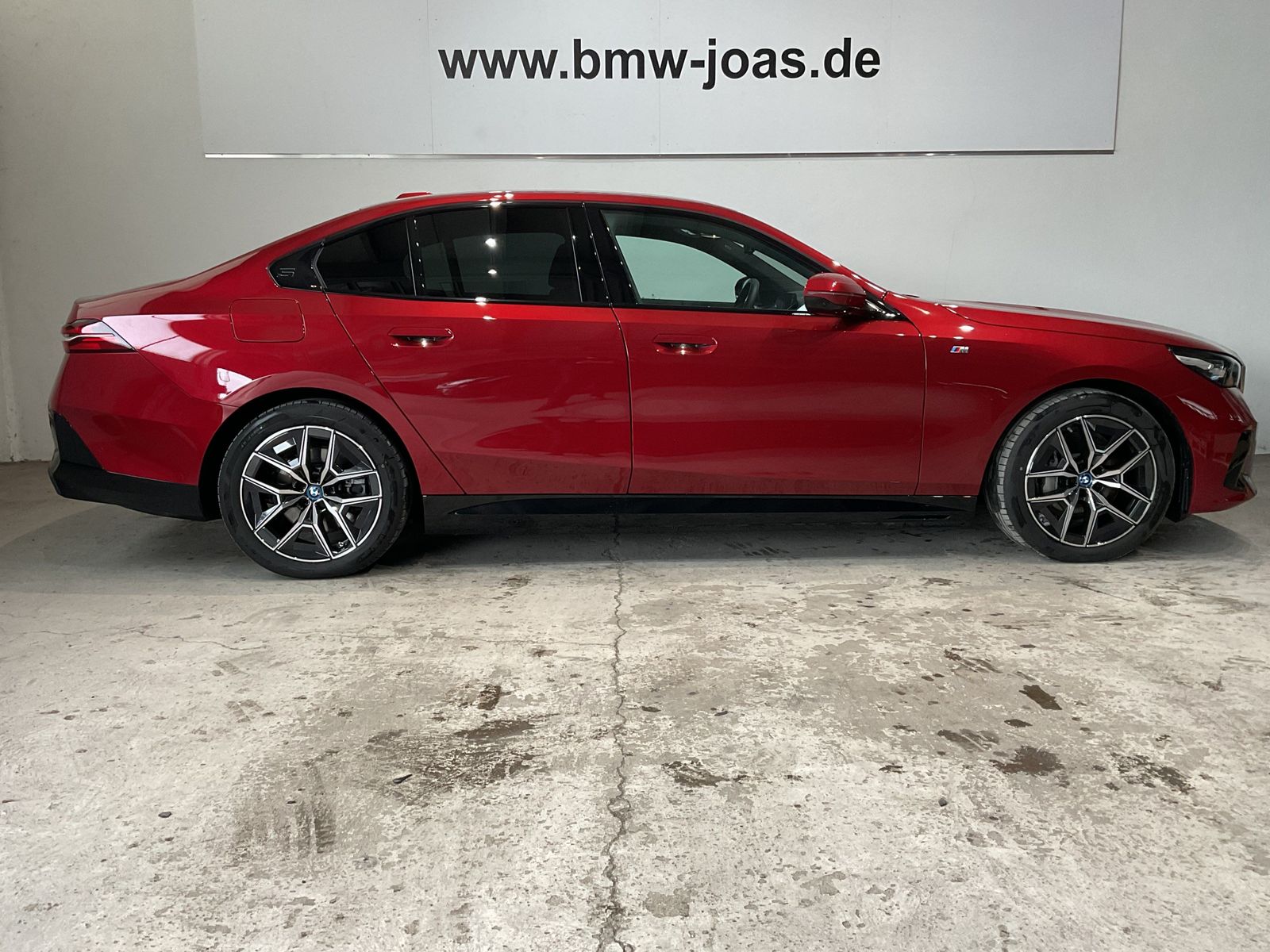 Fahrzeugeinzelansicht 16 Fahrzeugabbildung BMW i5 xDrive40 |Sitzbelüftung |Bowers & Wilkins |M