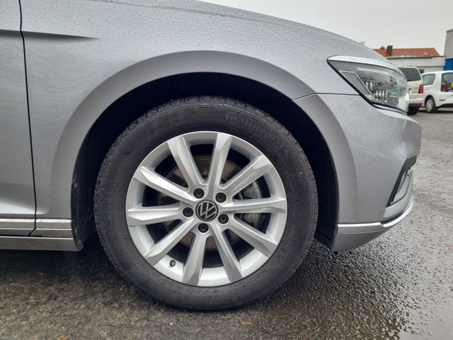 Passat Variant 2.0 TDI SCR DSG Elegance AHK
