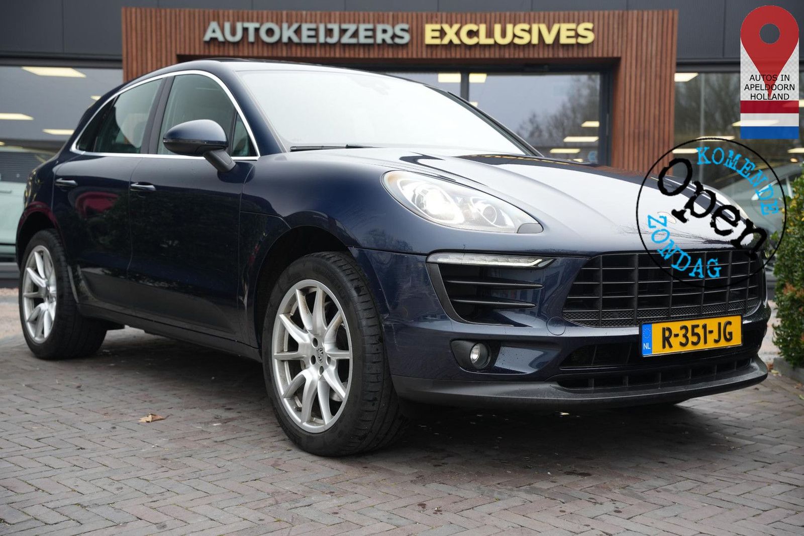 PORSCHE Macan