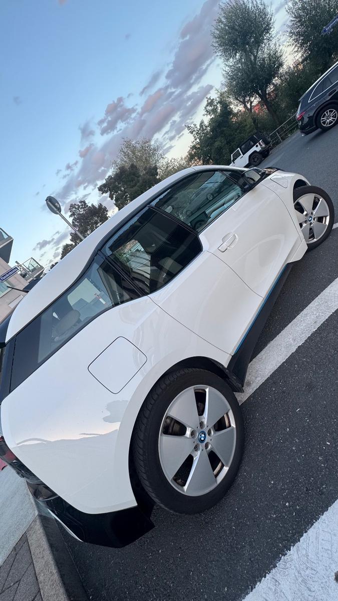 BMW i3 (60 Ah) mit Range Extender -