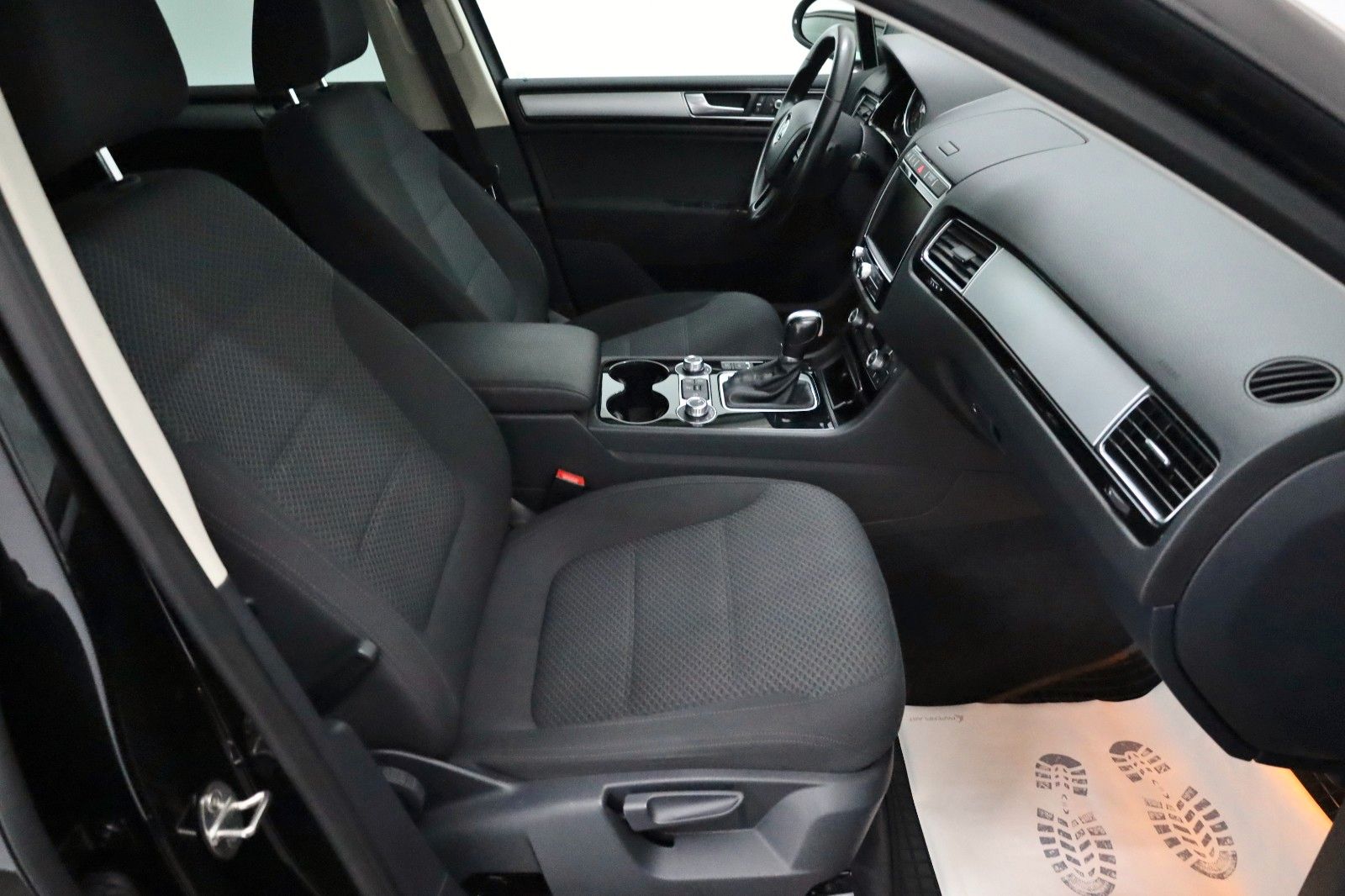 Fahrzeugabbildung Volkswagen Touareg V6 TDI 4M Navi,Xenon,360° Kamera,AHK