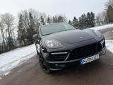 Porsche CAYENNE GTS, AEROKIT, NAVI, AHK, LEDER, KLAPPE - Porsche Cayenne in Wiesbaden
