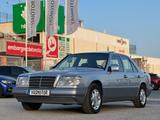 Mercedes-Benz W124 E320 / 1995 / 10.600KM - Mercedes-Benz 320: Limousine